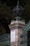 DSC_0226_left_pillar