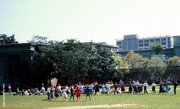 Folk_Dancing